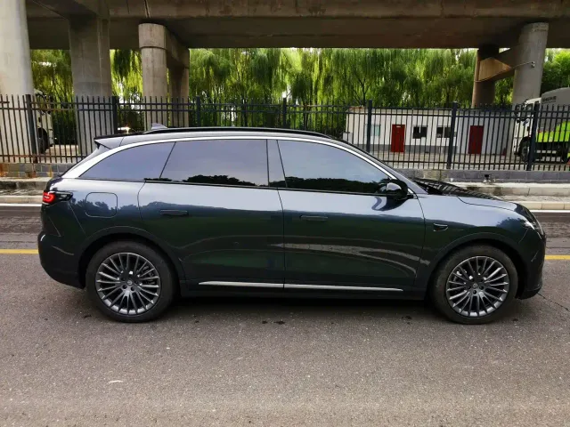 Leapmotor C11 — Фото автомобиля 7