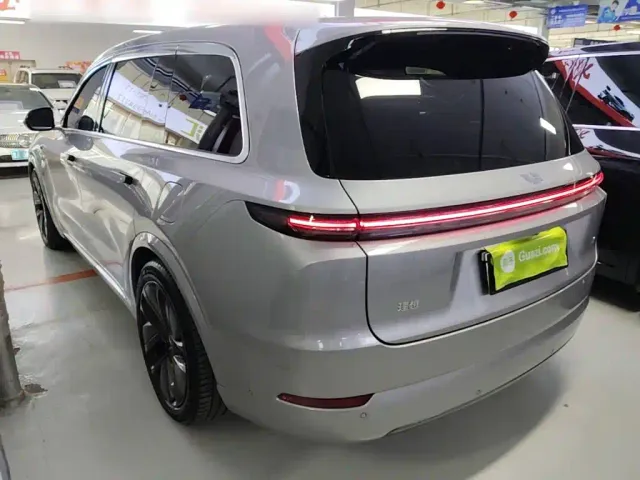 Li Auto L9 — Фото автомобиля 4
