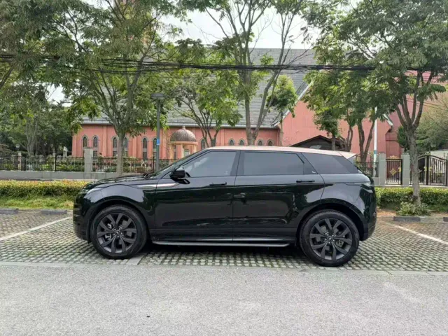 Land Rover Range Rover Evoque — Фото автомобиля 3