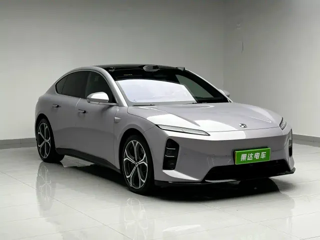 Nio ET5 — Фото автомобиля 3