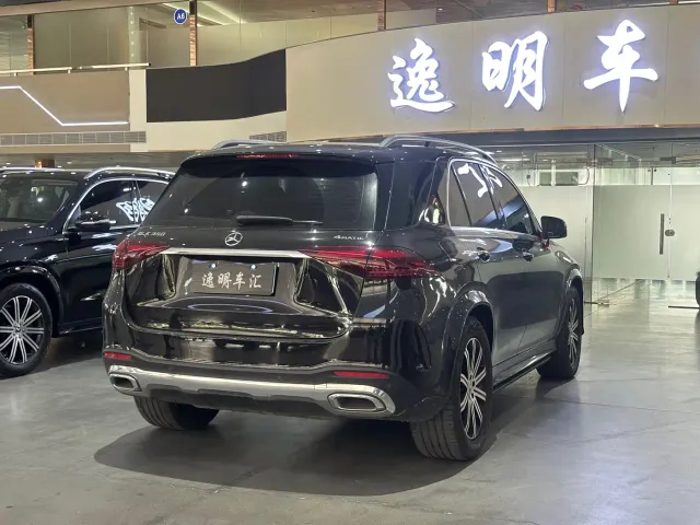 Mercedes-Benz GLE-Class — Фото автомобиля 14