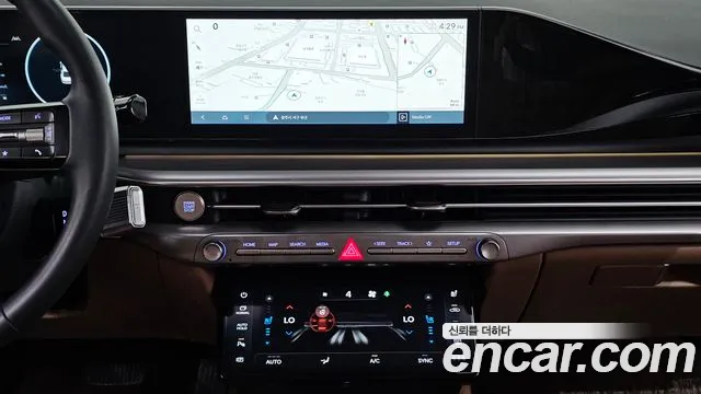 Hyundai Grandeur GN7 — Фото автомобиля 20