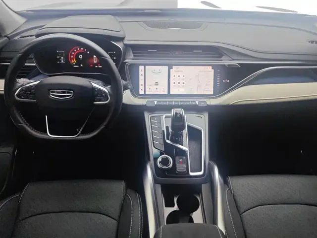 Geely Boyue — Фото автомобиля 12