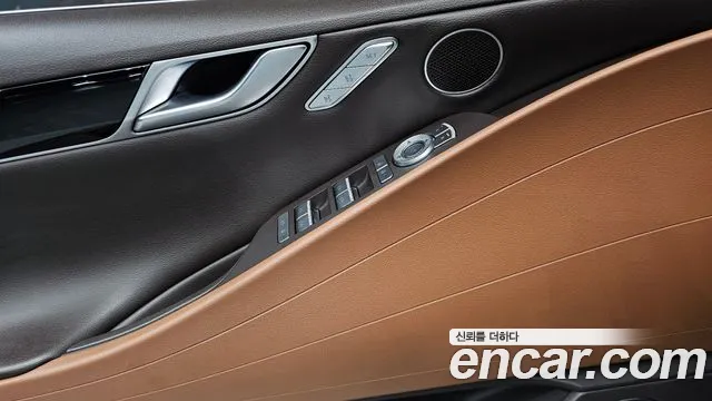 Genesis G80 Бензин 3.5 турбо AWD — Фото автомобиля 14