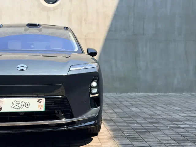 Nio ES8 — Фото автомобиля 4