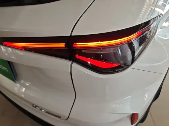Changan X5 Plus — Фото автомобиля 7