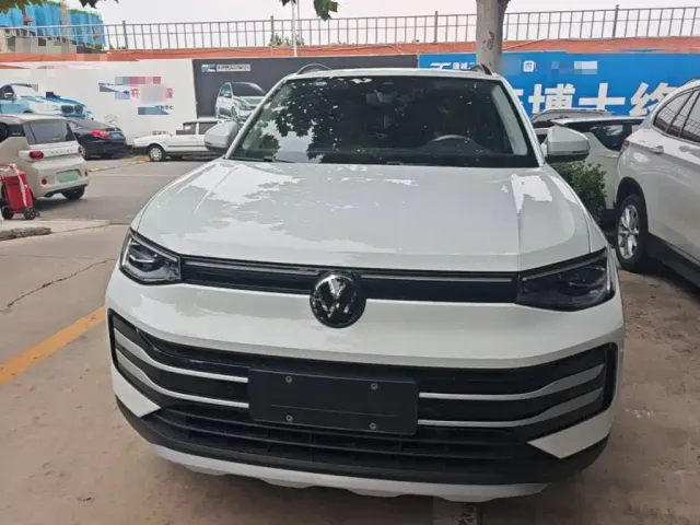 Volkswagen Tharu — Фото автомобиля 2
