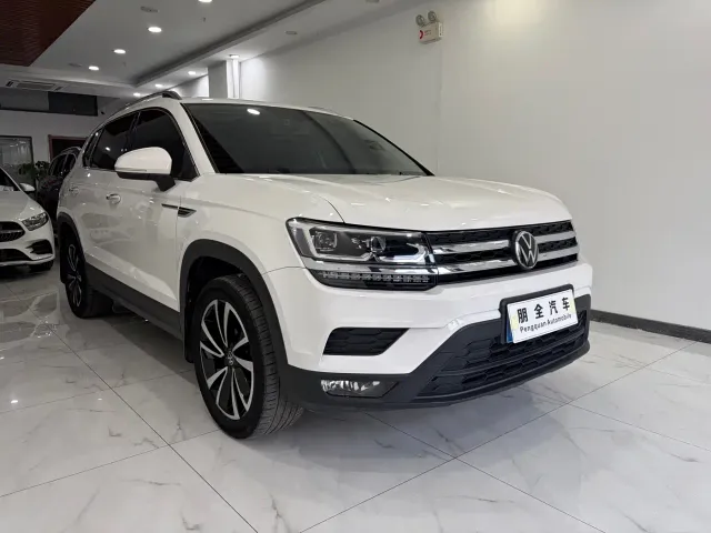 Volkswagen Tharu — Фото автомобиля 3