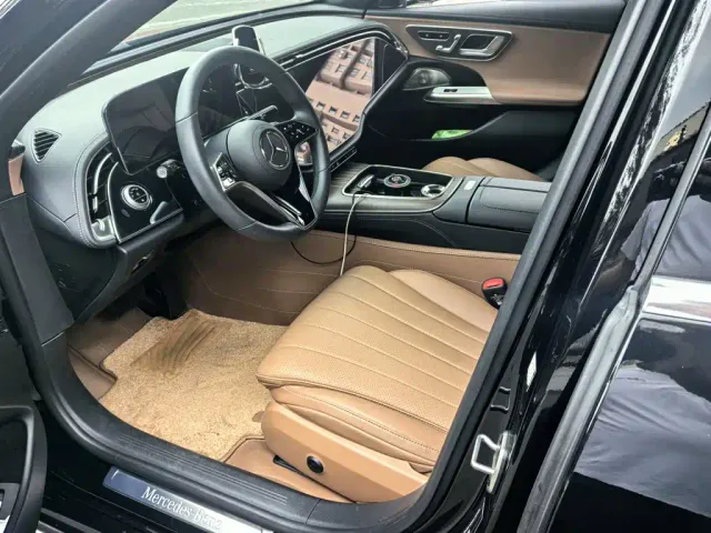 Mercedes-Benz E-Class — Фото автомобиля 8