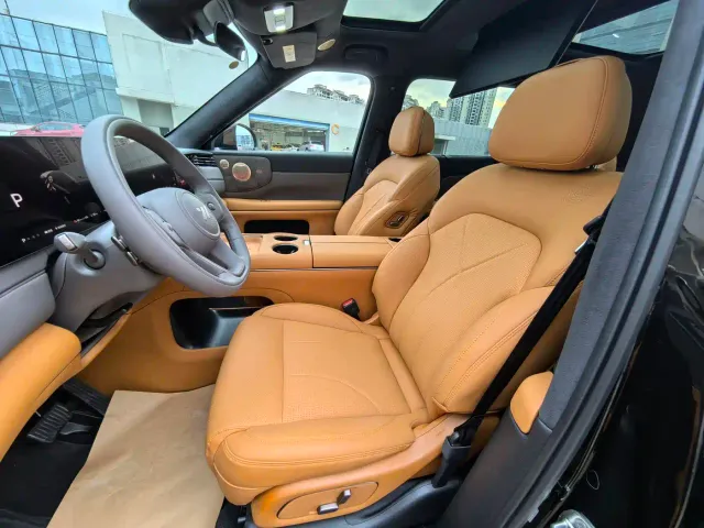 IM Motors LS8 — Фото автомобиля 9