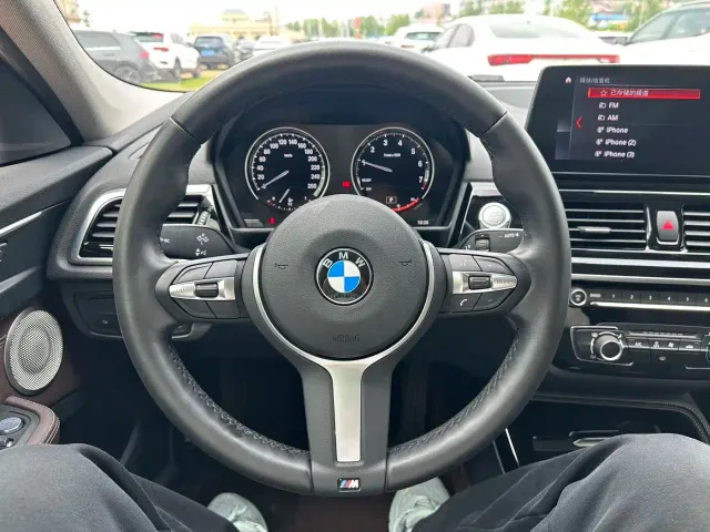 BMW 1 Series — Фото автомобиля 13