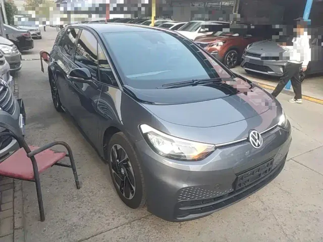Volkswagen ID.3 — Фото автомобиля 3