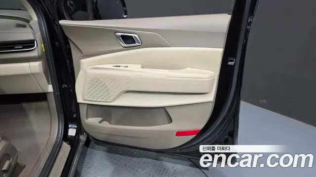 Kia Carnival 4th Gen — Фото автомобиля 14