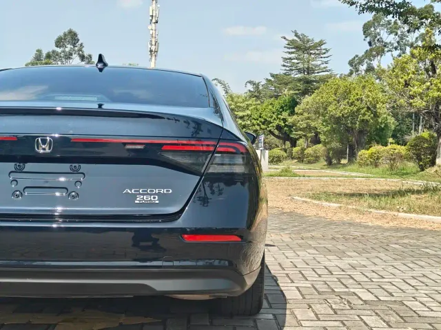 Honda Accord — Фото автомобиля 28