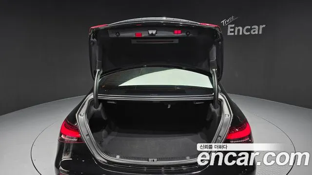 Mercedes-Benz E-Class W213 — Фото автомобиля 26