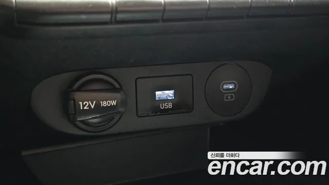 Hyundai Avante CN7 — Фото автомобиля 30