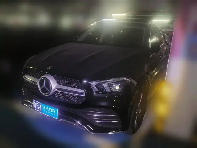 Фотография автомобиля — Mercedes-Benz GLE-Class
