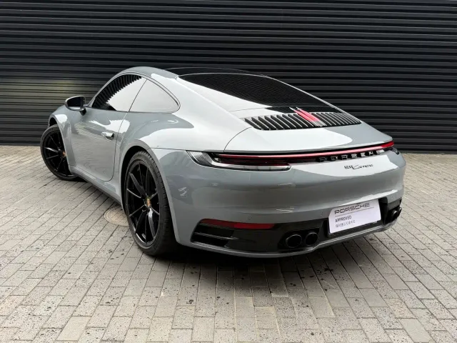 Porsche 911 — Фото автомобиля 7
