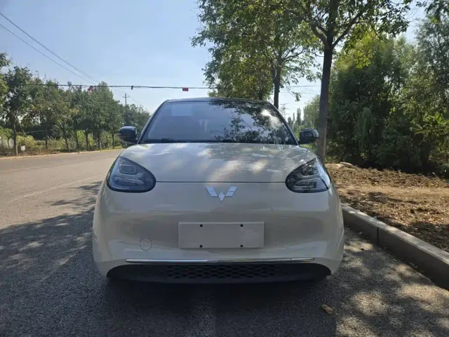 Wuling Bingo — Фото автомобиля 2