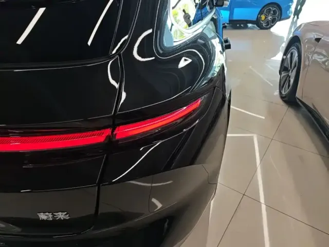 Nio ET5 Touring — Фото автомобиля 7