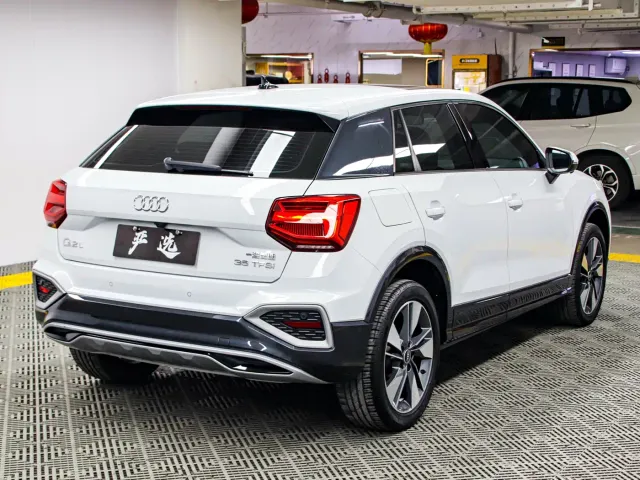 Audi Q2L — Фото автомобиля 23