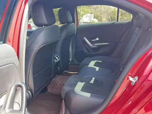 Mercedes-Benz A-Class — Фото автомобиля 6