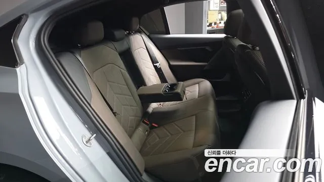 BMW 5 Series G60 — Фото автомобиля 12