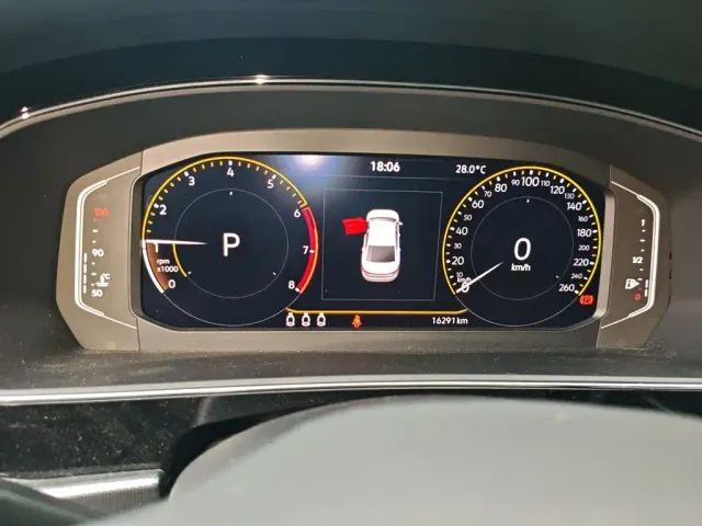 Volkswagen Passat — Фото автомобиля 7