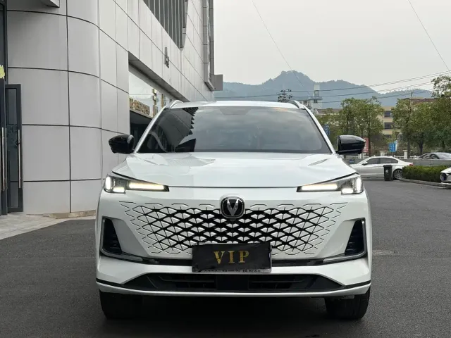 Фотография автомобиля — Changan CS55 Plus