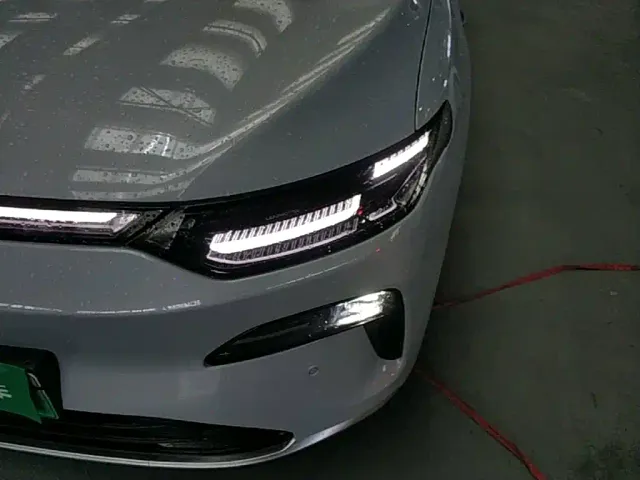 Leapmotor C11 — Фото автомобиля 23