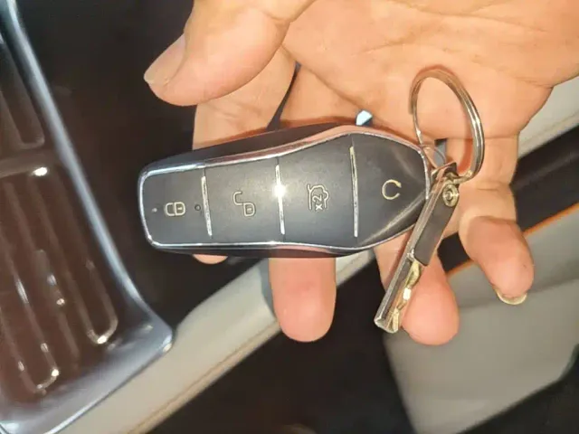 BYD Song PLUS — Фото автомобиля 8