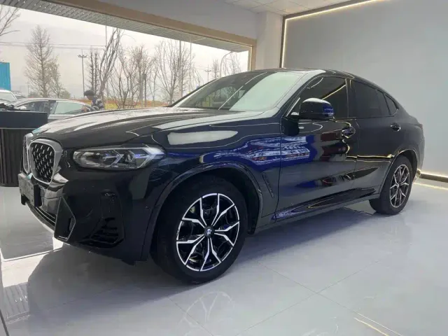 Фотография автомобиля — BMW X4