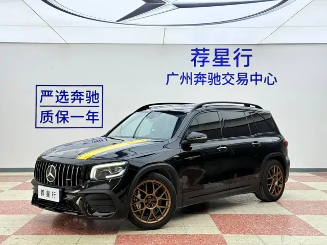 Фотография автомобиля — Mercedes-Benz GLB AMG