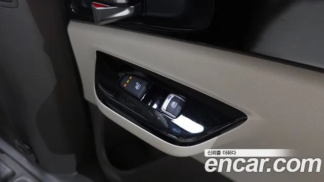 Kia Carnival 4th Gen — Фото автомобиля 25