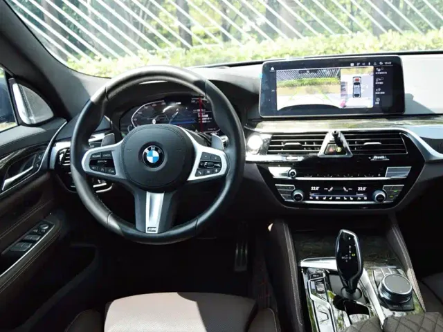 BMW 6 Series Gran Turismo — Фото автомобиля 15
