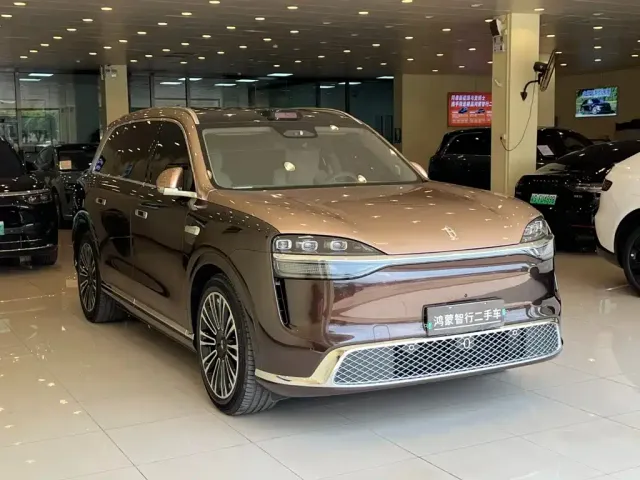 AITO Wenjie AITO M9 — Фото автомобиля 5