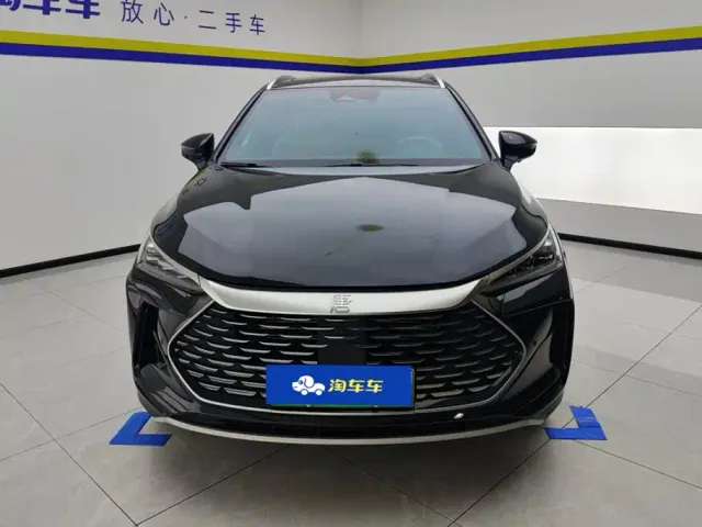 BYD Tang — Фото автомобиля 2