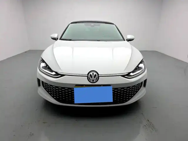 Фотография автомобиля — Volkswagen Lamando