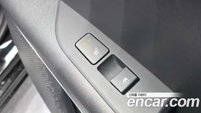 Kia Niro The All New — Фото автомобиля 24