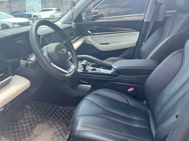 Geely Xingyue L — Фото автомобиля 4