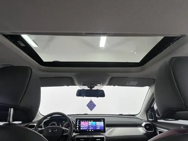 Geely Binyue — Фото автомобиля 26