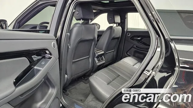 Land Rover Range Rover Evoque Generation 2 — Фото автомобиля 12