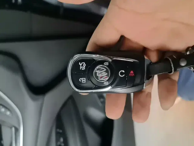 Buick LaCrosse — Фото автомобиля 8
