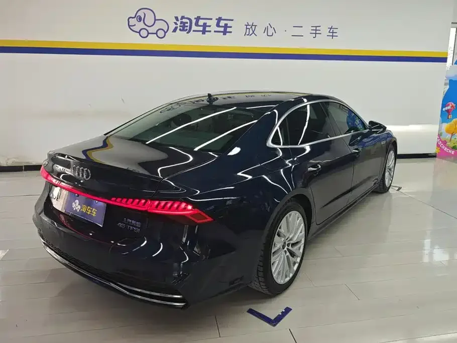 Audi Audi A7L 2024 45TFSI S-line Dream Edition Crystal Package — Фото автомобиля 3