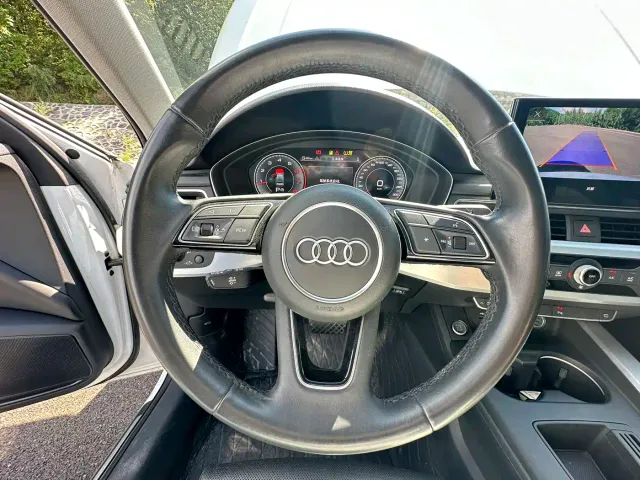 Audi A4L — Фото автомобиля 10