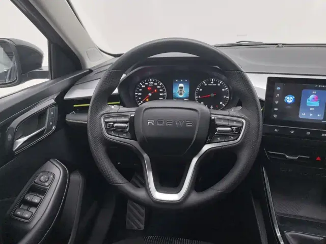 Roewe i5 — Фото автомобиля 11