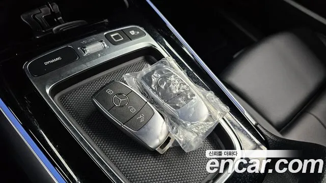 Mercedes-Benz EQA — Фото автомобиля 15