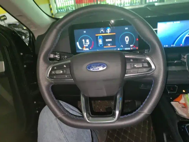 Ford Lingrui — Фото автомобиля 15