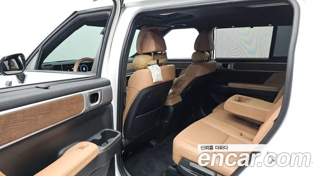 Hyundai Santafe Santa Fe (MX5) Бензин 2.5T 2WD — Фото автомобиля 24
