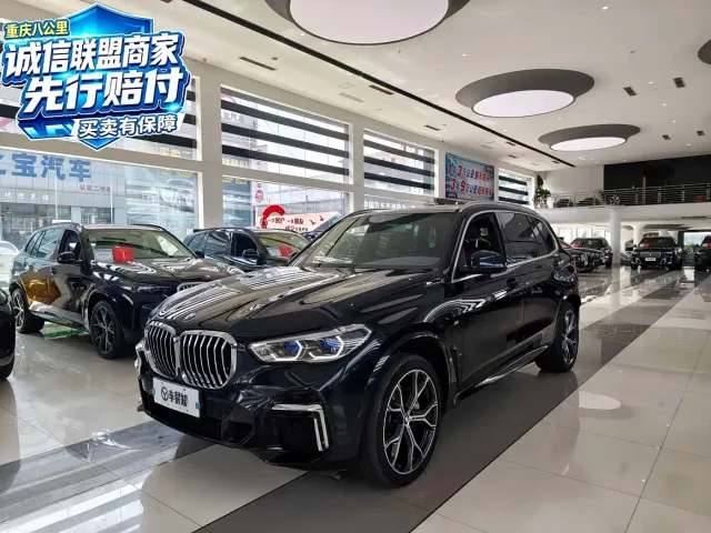 Фотография автомобиля — BMW X5